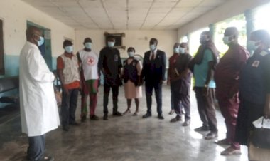 Tension in Benue as youths seize Lassa Fever victim’s corpse, force government Intervention