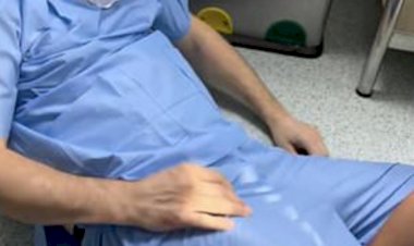 Man follows wife to delivery room, faints as baby started coming
