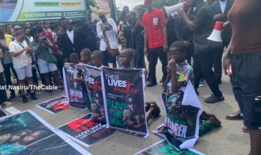 Ogbomoso youths threaten total shutdown over abducted Oriire schoolchildren, teachers